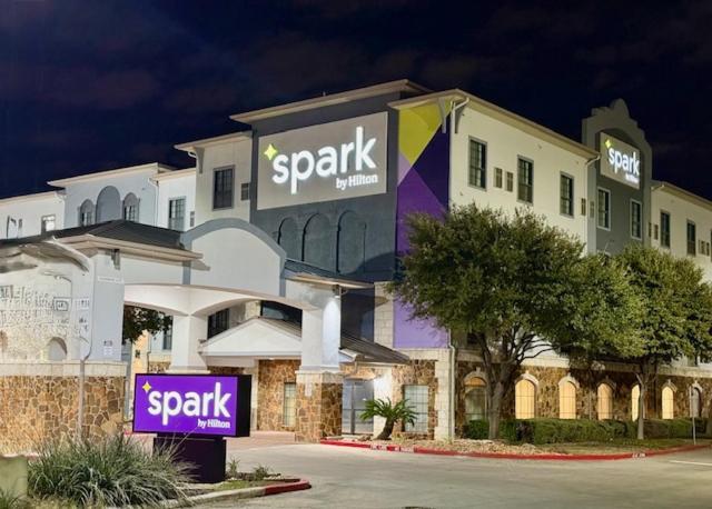 Spark By Hilton San Antonio Near Seaworld מראה חיצוני תמונה