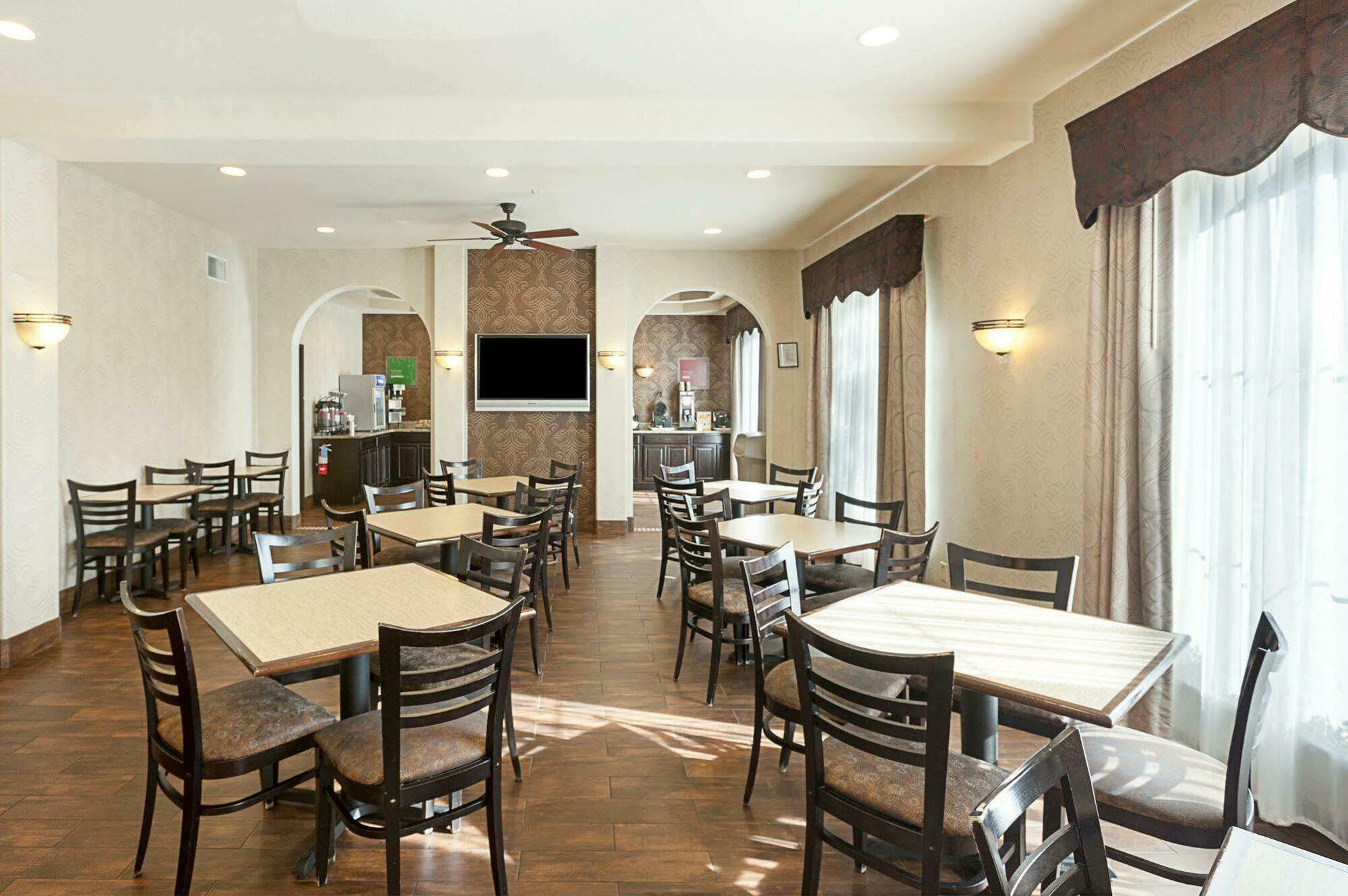 Spark By Hilton San Antonio Near Seaworld מראה חיצוני תמונה