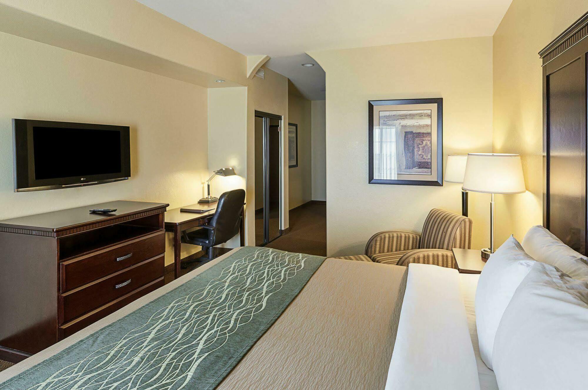 Spark By Hilton San Antonio Near Seaworld מראה חיצוני תמונה